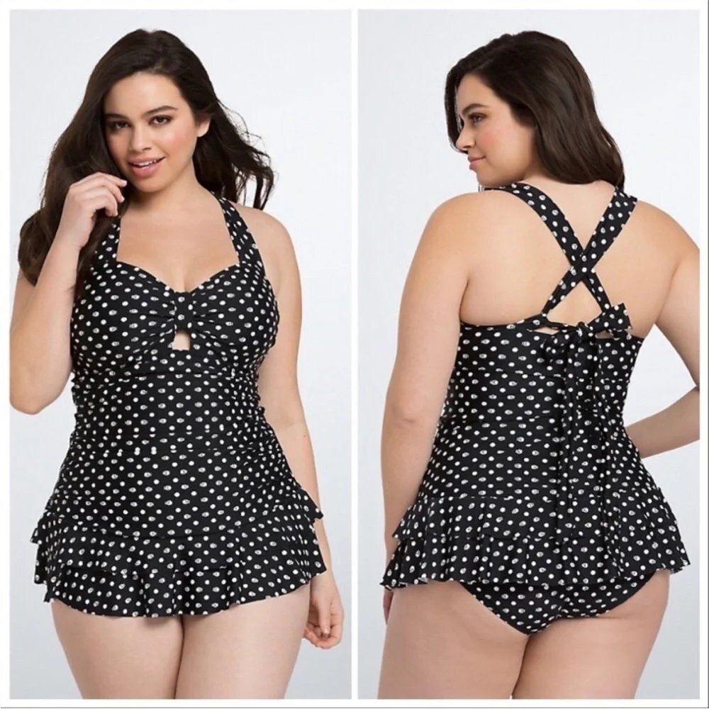 Torrid 3 (3X 22/24) Skull Polka Dot Ruffle Skirted One Piece Padded Swimsuit - Picture 2 of 4